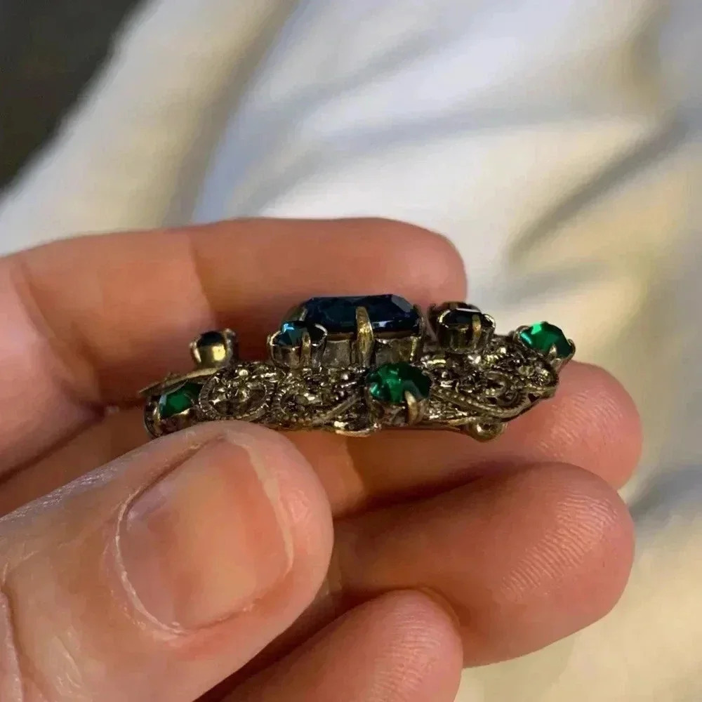 Vintage Czech glass brass filigree pin/ brooch w/ blue and green faceted stones - Picture 8 of 11